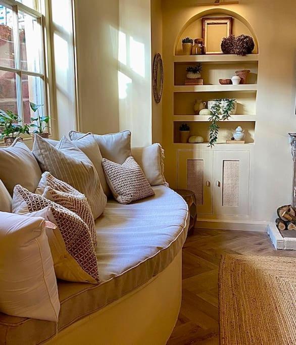 Cosy Away From Home. *